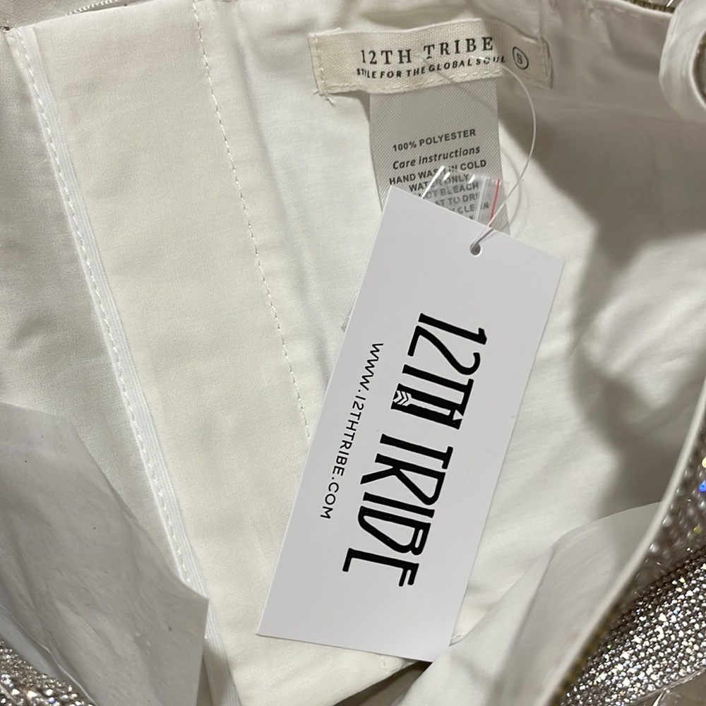 COPY - Cropped Rhinestone Top - Picture 4 of 4